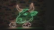 Load and play video in Gallery viewer, Neon bull, Bull Head Neon, Longhorn Neon Sign, Texas LongHorn Sign, Cow Neon Sign, Western Cowboy Bull neon sign, Neon Rodeo, western neon
